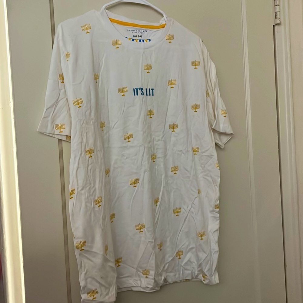 Nwt denim & flower Hanukkah it’s lit shirt size: L